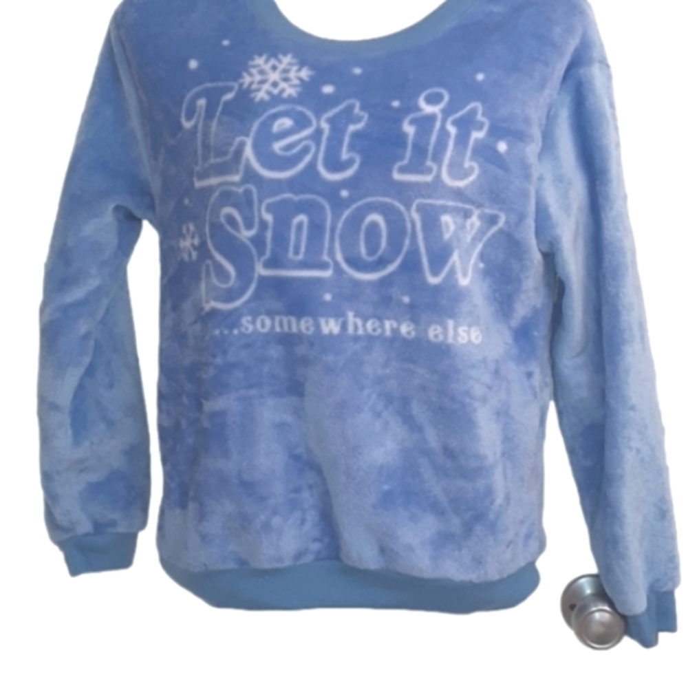 SNUGGLE in this!  HOME or OUTDOORS!